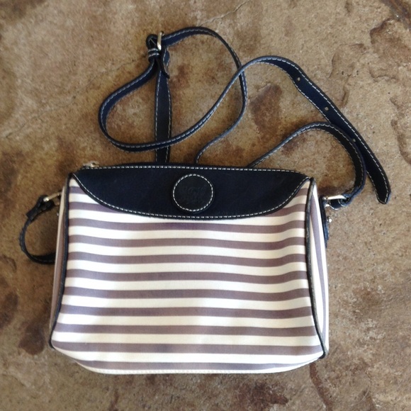 Liz Claiborne purse - Picture 2 of 5